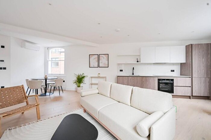 1 Bedroom Flat For Sale In - City Road, Islington, London, EC1V