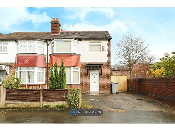3 Bedroom Semi-Detached House To Rent In Atkinson Road, Sale, M33