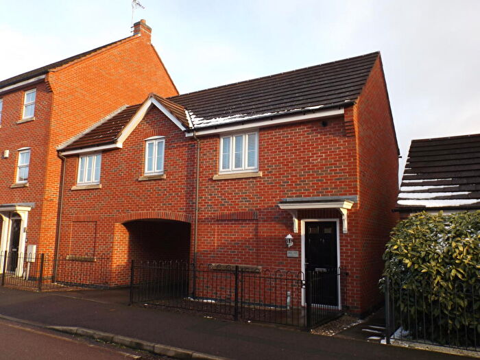2 Bedroom House To Rent In Griffiths Way, Hucknall, NG15