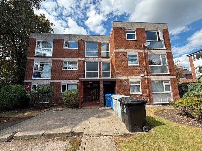 2 Bedroom Apartment For Sale In Flat Bowland Court, Wardle Road, Sale, M33