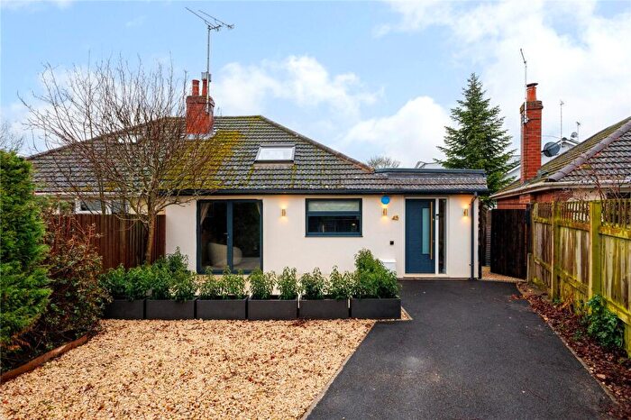 3 Bedroom Semi Detached House For Sale In Pittville Crescent Lane, Cheltenham, Gloucestershire, GL52