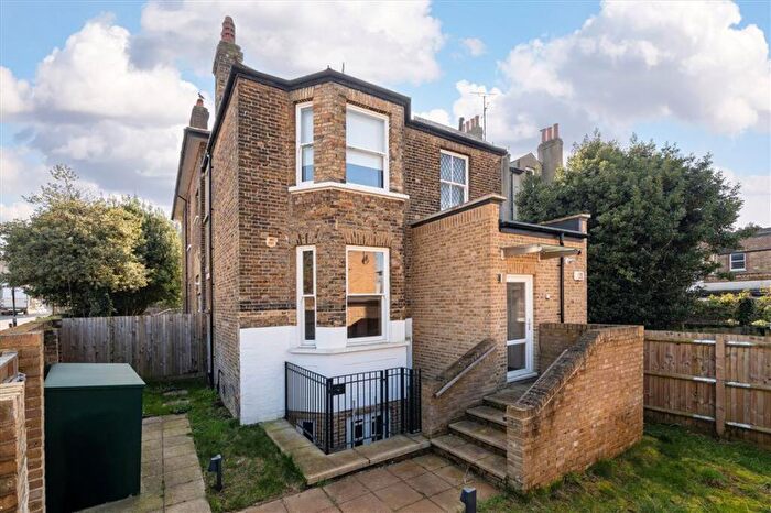 3 Bedroom House To Rent In Ripon Road, Woolwich, SE18
