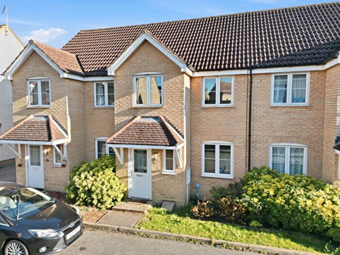 3 Bedroom Terraced House To Rent In Lockhart Avenue, Oxley Park, MK4