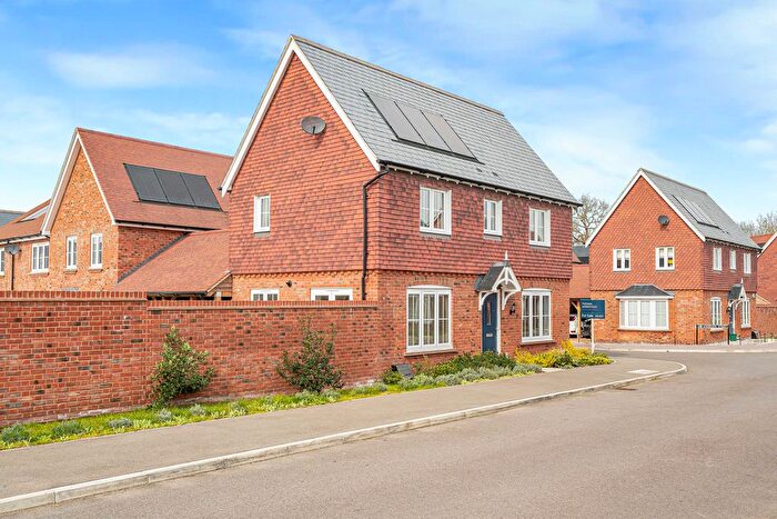 3 Bedroom Detached House For Sale In Anning Way, Didcot, OX11