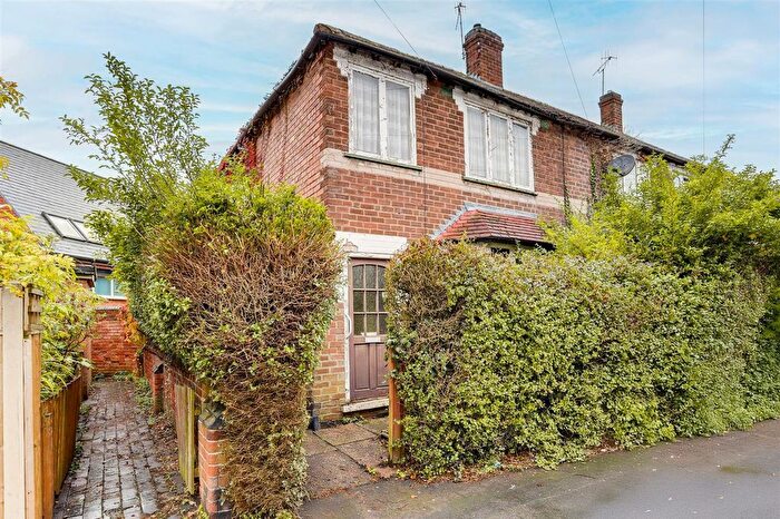 3 Bedroom End Of Terrace House For Sale In Cheltenham Street, Nottingham, NG6