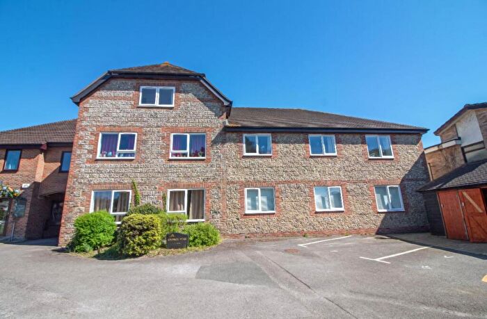 2 Bedroom Flat For Sale In Church View, South Lane, Clanfield, PO8