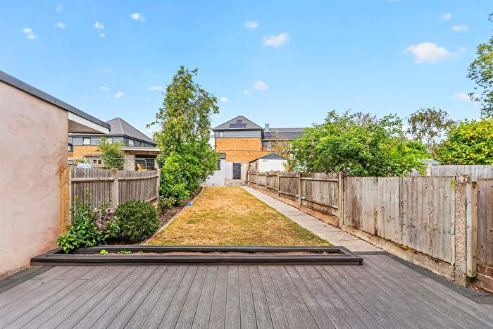 3 Bedroom Terraced House For Sale In Rougemont Avenue, Morden, SM4
