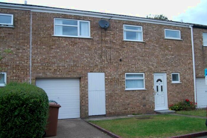 4 Bedroom Terraced House To Rent In Oxclose, Bretton, Peterborough PE3