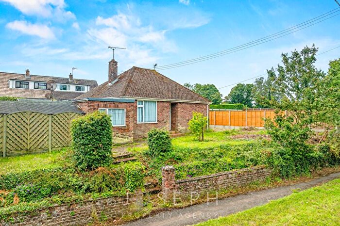 3 Bedroom Detached Bungalow For Sale In Bullen Lane, Bramford, IP8