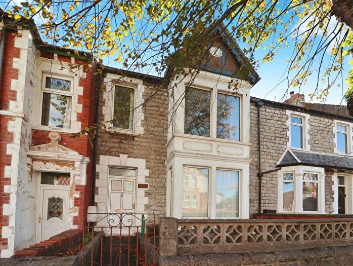 4 Bedroom Terraced House For Sale In Barry Road, Barry, CF62