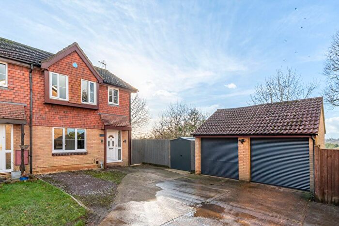 3 Bedroom Semi-Detached House For Sale In Forge Rise, Uckfield, TN22