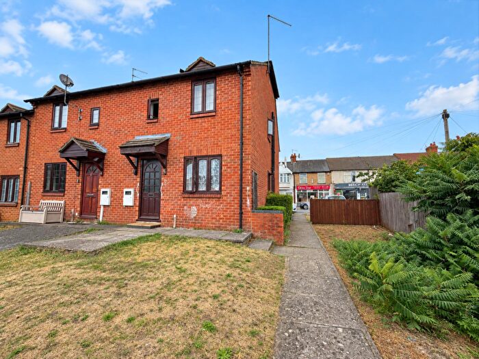 1 Bedroom End Of Terrace House For Sale In Beech Avenue, Abington, Northampton, NN3