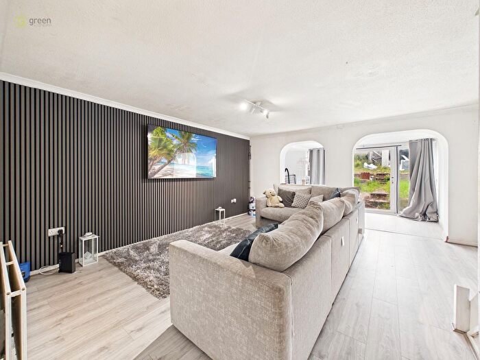 3 Bedroom Terraced House For Sale In Aldridge Road, Great Barr, Birmingham, B44