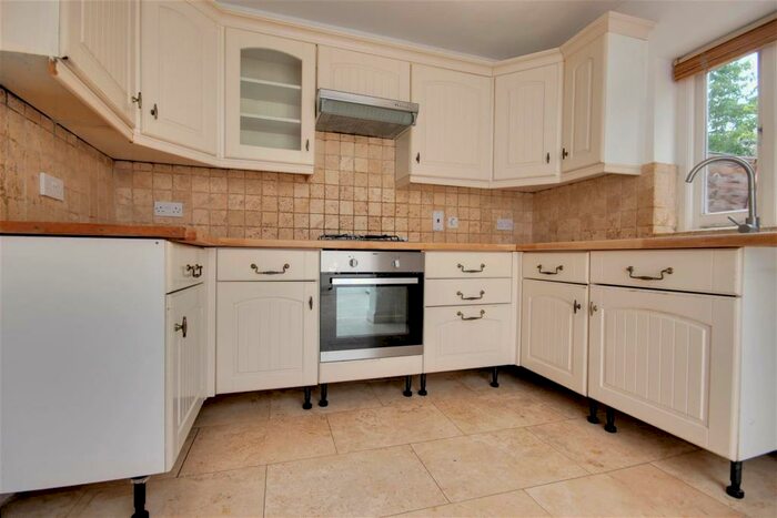 4 Bedroom House To Rent In Cockfosters Road, Barnet, EN4