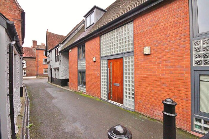 1 Bedroom Apartment To Rent In Ock Street, Abingdon, OX14