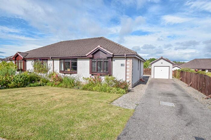 3 Bedroom Semi-Detached Bungalow For Sale In Miller Road, Inverness, IV2