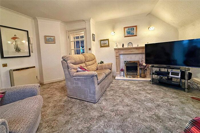 2 Bedroom Apartment For Sale In Pegasus Court, Bury Road, Rochdale, Greater Manchester, OL11