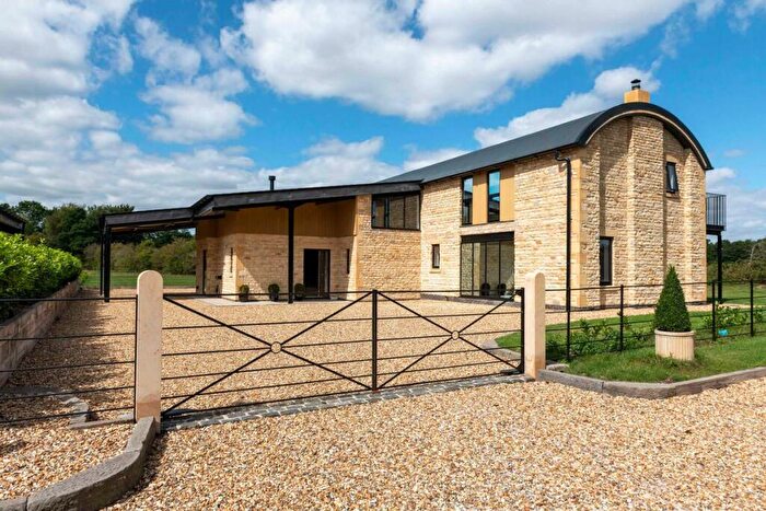 5 Bedroom Barn Conversion For Sale In Warwick Road, Knowle, B93