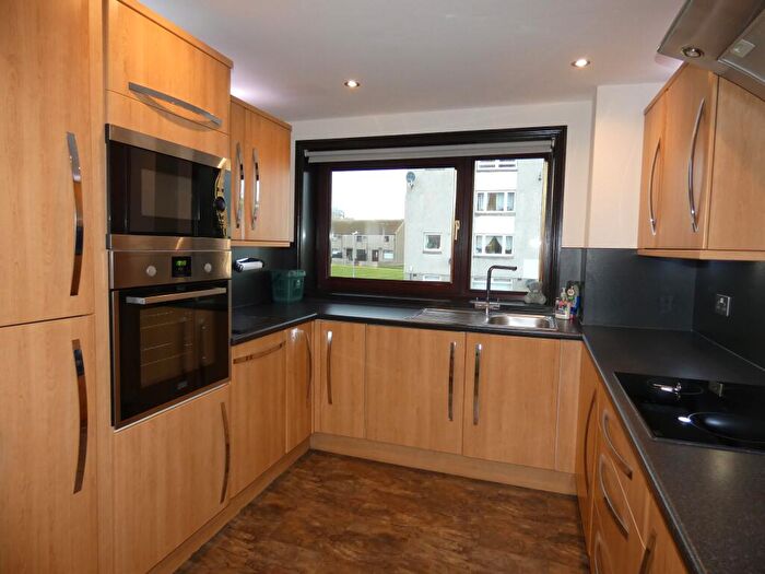 2 Bedroom Flat For Sale In Golf Road, Aberdeen, AB24