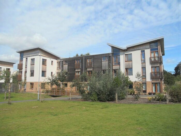 1 Bedroom Flat To Rent In Cowleaze, Chippenham, SN15