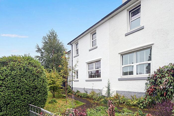 3 Bedroom Semi Detached House For Sale In Northfield Avenue, Edinburgh, EH8