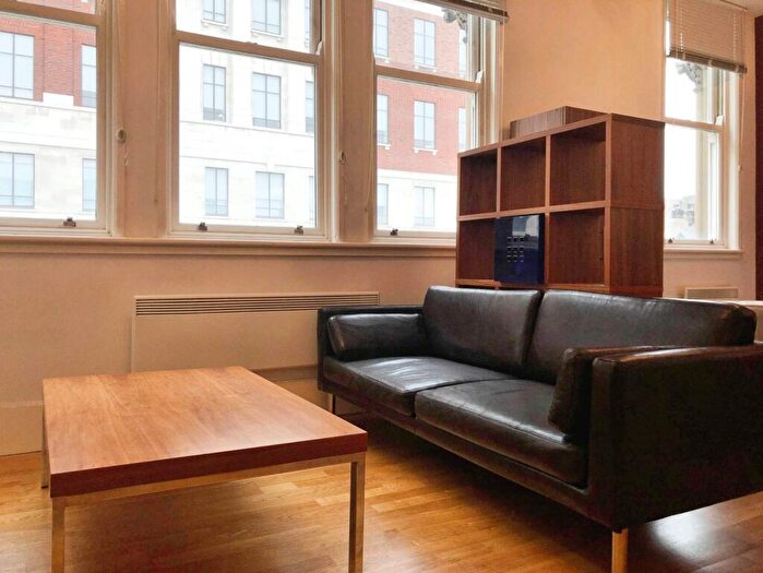 1 Bedroom Flat To Rent In Thornton Chambers, The Headrow, Leeds, West Yorkshire, LS1