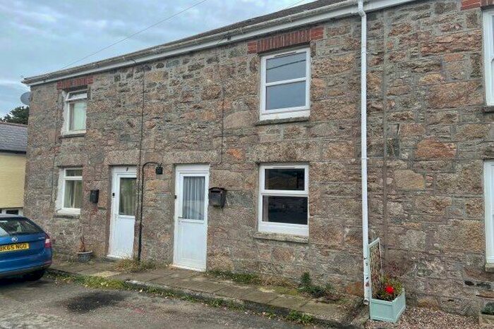 2 Bedroom Property To Rent In Hembal Road, St. Austell, PL25