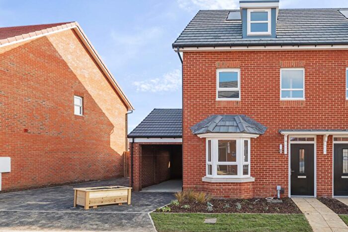 3 Bedroom Semi-Detached House To Rent In Porty Road, Sturry, CT2