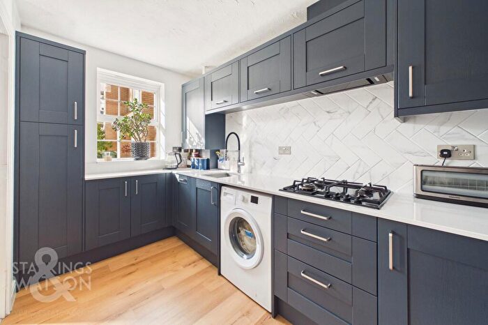 3 Bedroom End Of Terrace House For Sale In Viscount Close, Diss, IP22