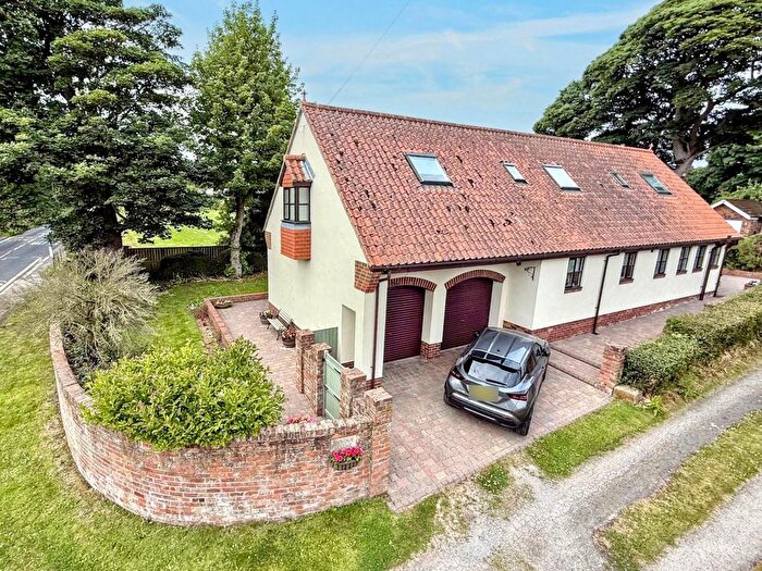 4 Bedroom Bungalow For Sale In The Village, Castle Eden, Hartlepool, TS27