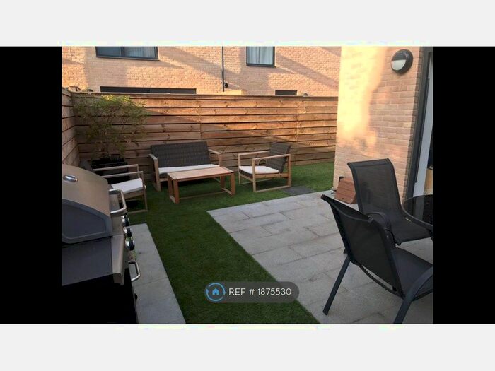 2 Bedroom Semi-Detached House To Rent In Flamsteed Close, Cambridge, CB1