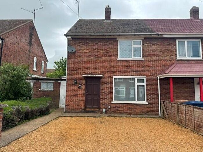 2 Bedroom End Of Terrace House To Rent In Bramley Road, Wisbech, PE13