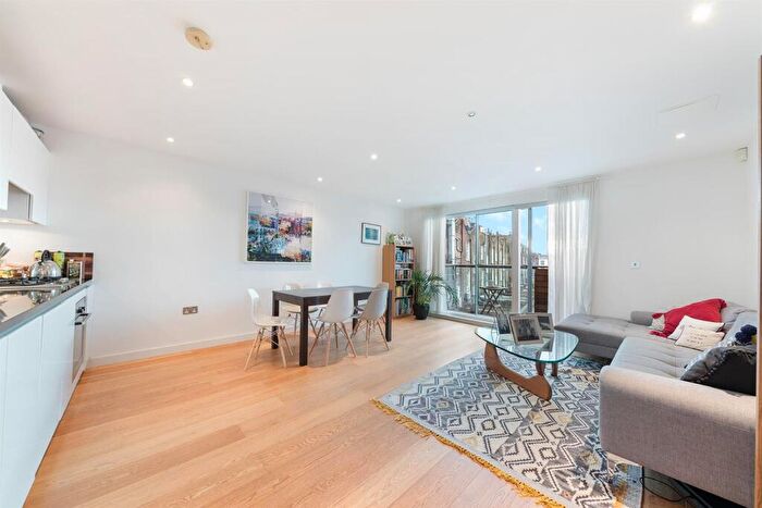 2 Bedroom Flat To Rent In Abbey Road, St John's Wood, NW8