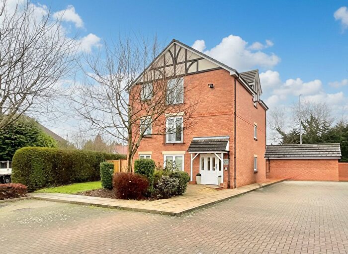 2 Bedroom Flat For Sale In Springfield Drive, Wistaston, CW2