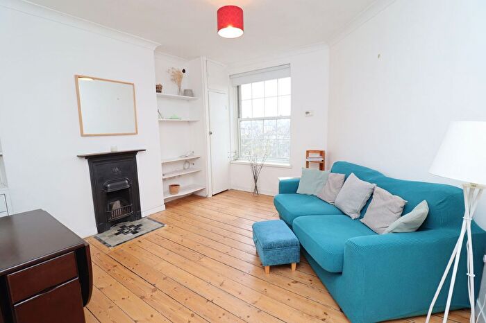 1 Bedroom Flat To Rent In Tanners Hill, London, SE8