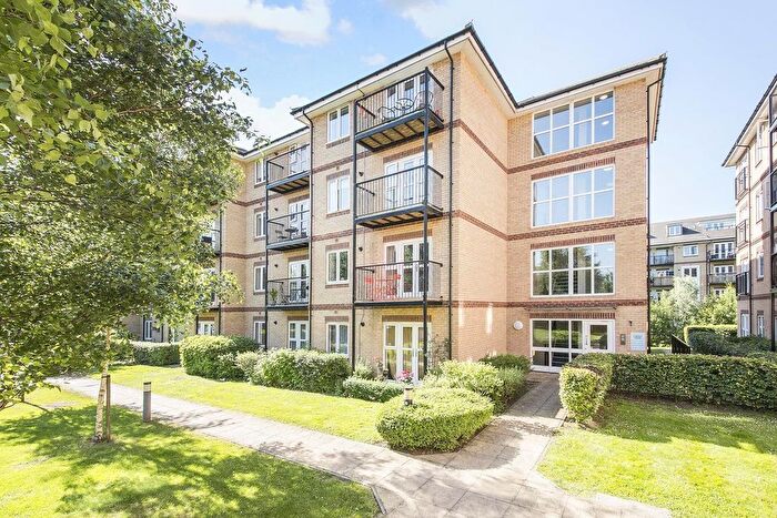 1 Bedroom Flat To Rent In Worcester Close, Anerley, SE20