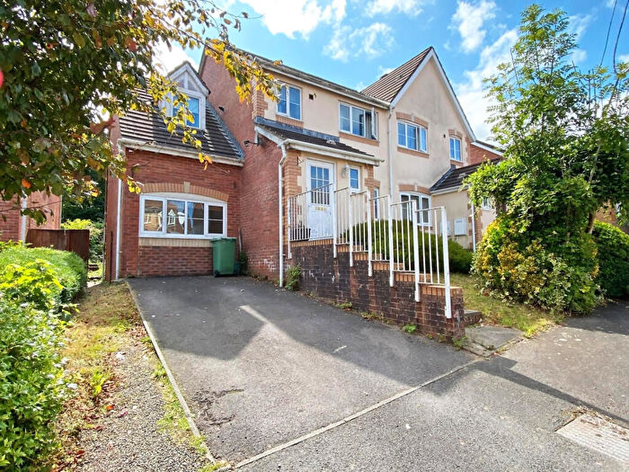 3 Bedroom Semi-Detached House For Sale In Trem Yr Efail, Ystrad Mynach, Hengoed, CF82