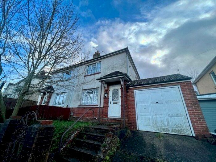 3 Bedroom Semi-Detached House To Rent In Coxford Road, Southampton, Hampshire, SO16