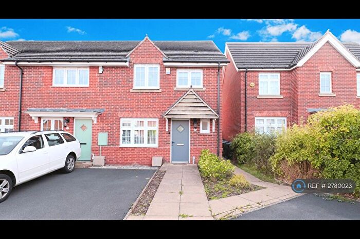 3 Bedroom End Of Terrace House To Rent In Brookes Meadow, Tipton, DY4