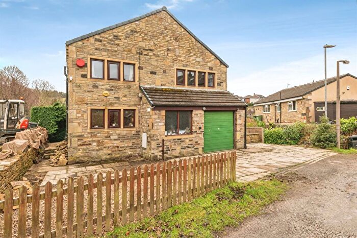 4 Bedroom Detached House For Sale In Wood Farm Lane, Brockholes, Holmfirth, HD9