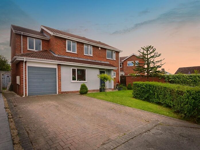 5 Bedroom Detached House For Sale In Ladysmith Mews, Strensall, York, YO32