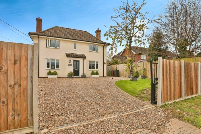 3 Bedroom Detached House For Sale In Ketts Hill, Necton, Swaffham, PE37