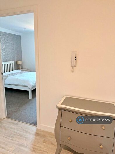 1 Bedroom Flat To Rent In Ducketts Mead, Reading, RG2