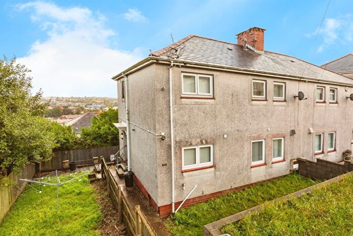 3 Bedroom Semi-Detached House For Sale In Gwynedd Avenue, Townhill, Swansea, SA1