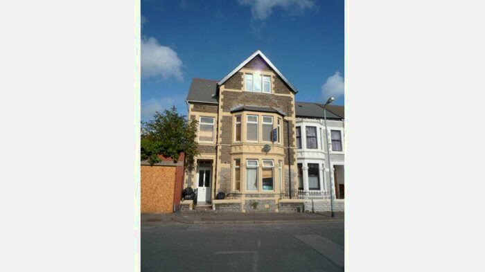 1 Bedroom Flat To Rent In Major Road, Canton, Cardiff, CF5