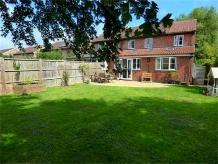 3 Bedroom Semi-Detached House To Rent In St Marys Close, Broughton Astley, Leicester, LE9