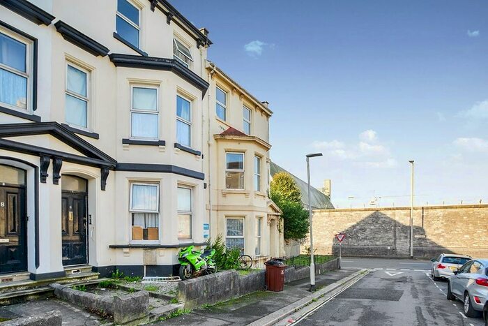 1 Bedroom Flat To Rent In St. Leo Place, Plymouth, PL2