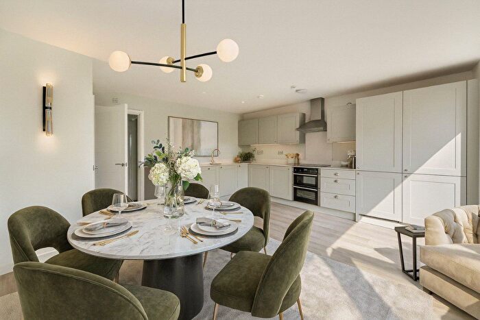 4 Bedroom Semi-Detached House For Sale In Walton-On-Thames, Surrey, KT12