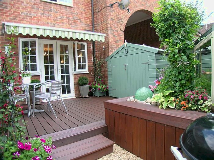 2 Bedroom Property To Rent In Thaxted Road, Saffron Walden CB11