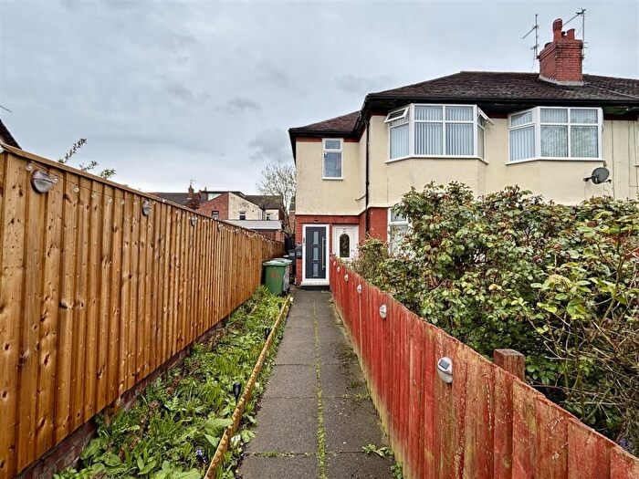 2 Bedroom Flat For Sale In Serpentine Road, Wallasey, CH44